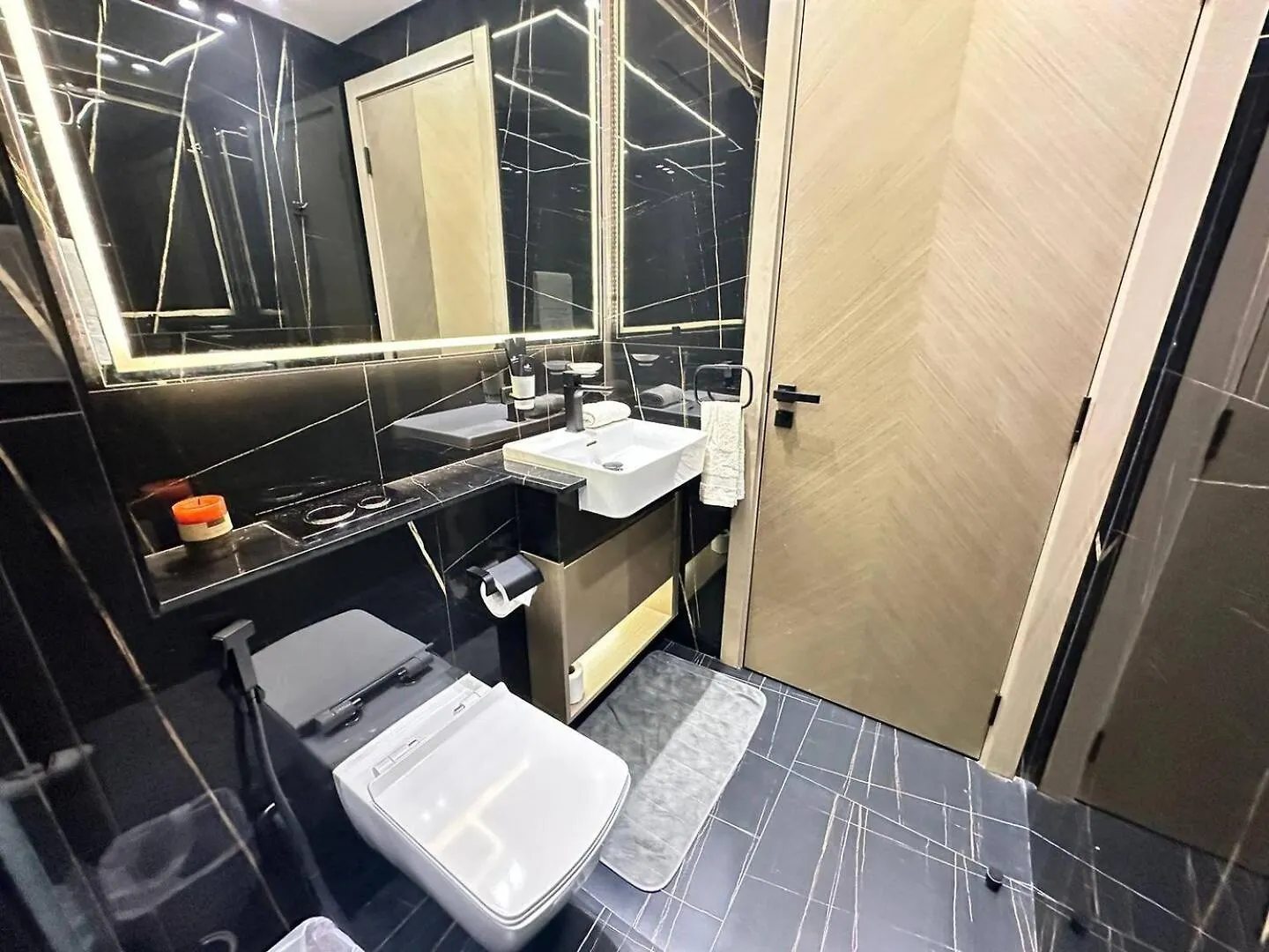 Chic Jvc 1Br Balcony, Pool And Parking Daire Dubai